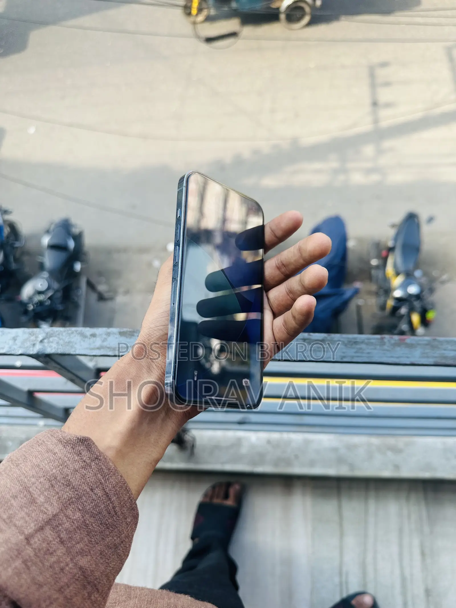 অ্যাপল আইফোন ১৩ প্রো ২৫৬ জিবি সিলভার
