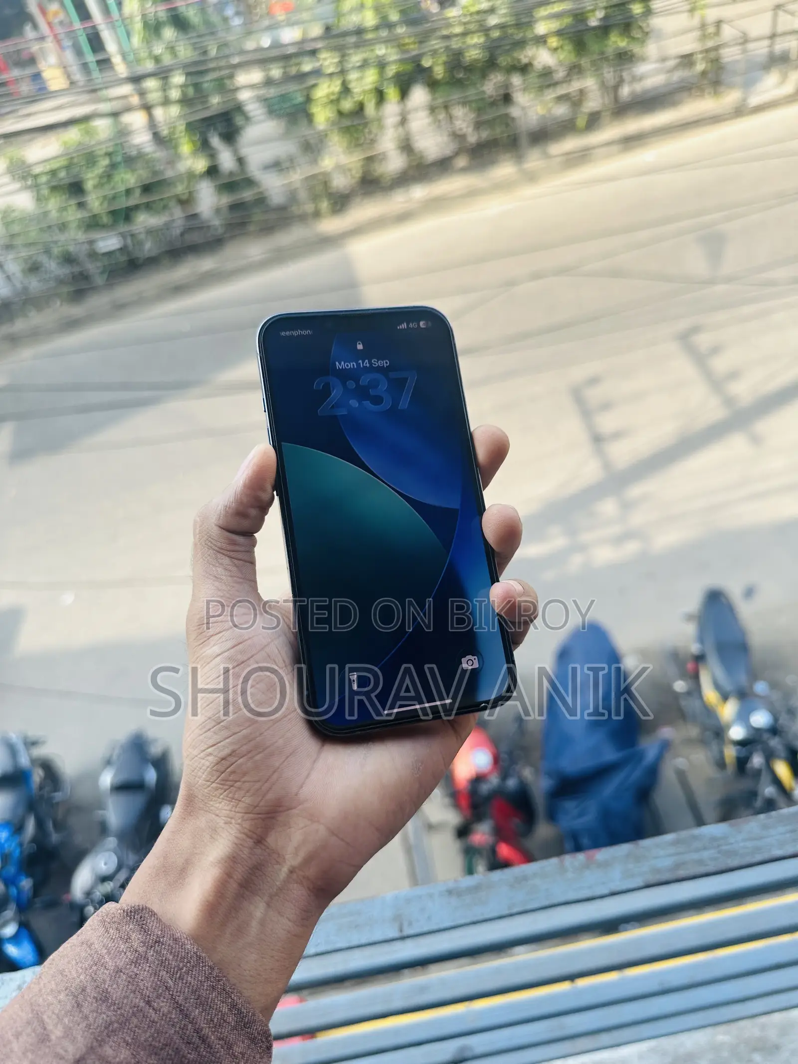 অ্যাপল আইফোন ১৩ প্রো ২৫৬ জিবি সিলভার