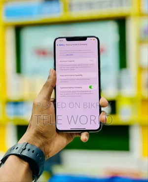 Apple iPhone XS Max 64 GB Gold