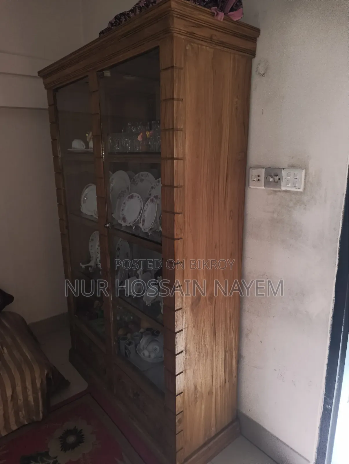 Wall Showcase