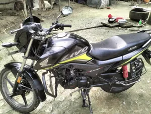 হোন্ডা লিভো ২০১৮ ব্ল্যাক