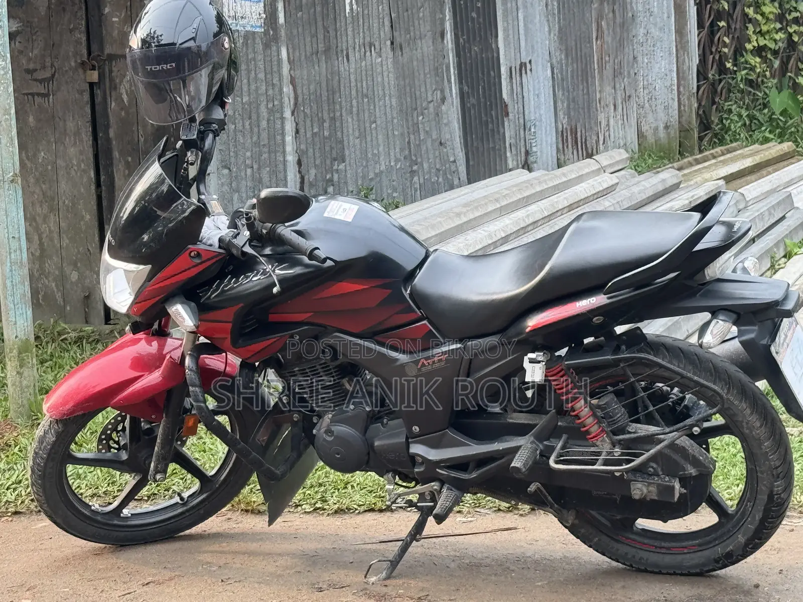নতুন হিরো হাংক ২০২৩ লাল