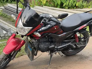 নতুন হিরো হাংক ২০২৩ লাল