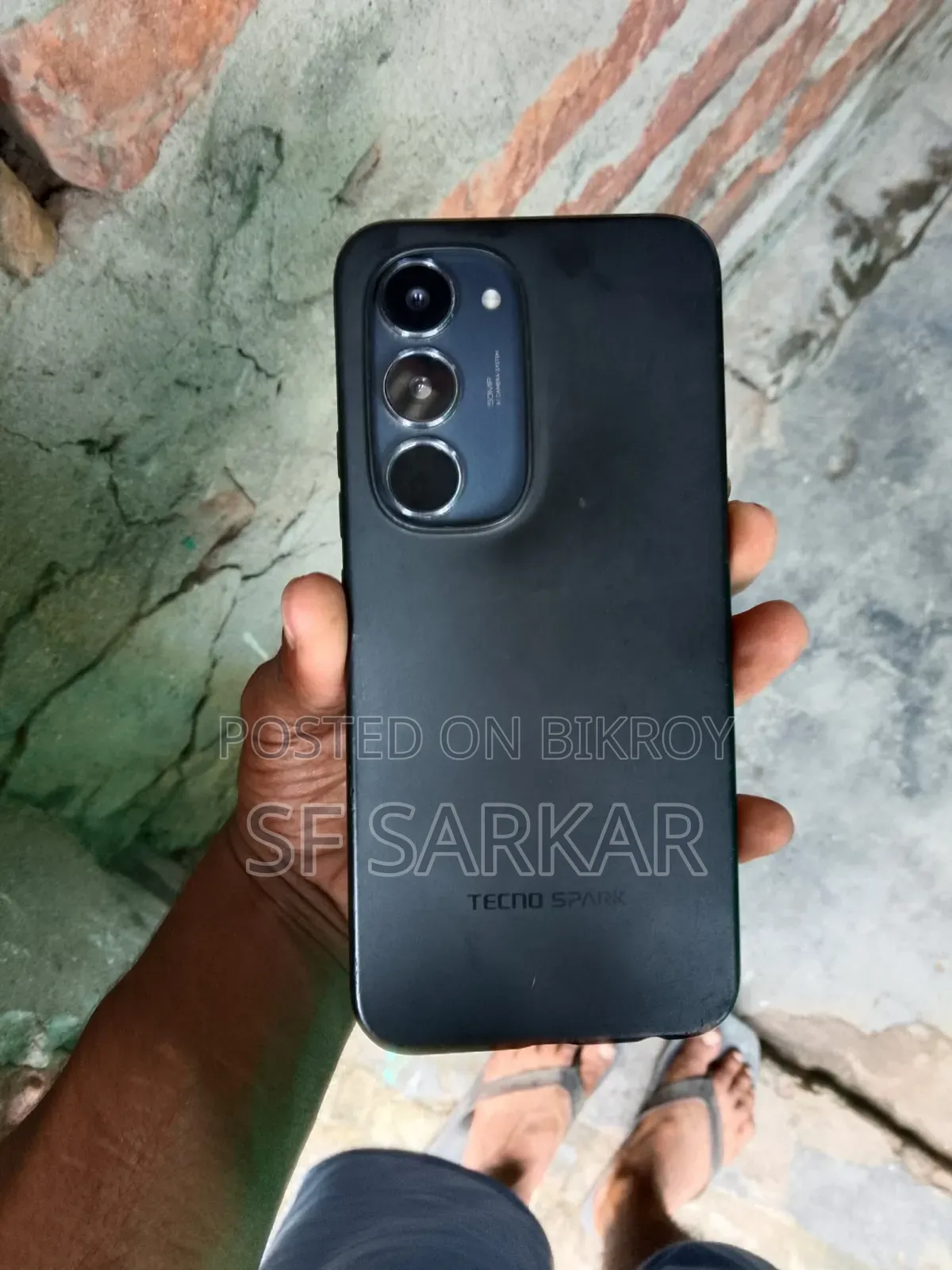 টেকনো স্পার্ক ৪০ প্রো ১২৮ জিবি কালো