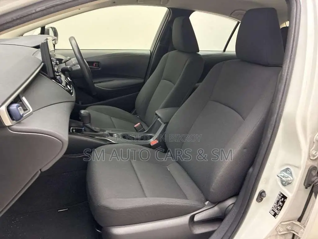 Toyota Corolla 2021 White