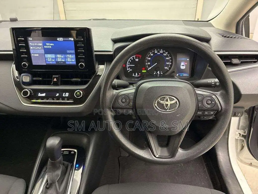Toyota Corolla 2021 White