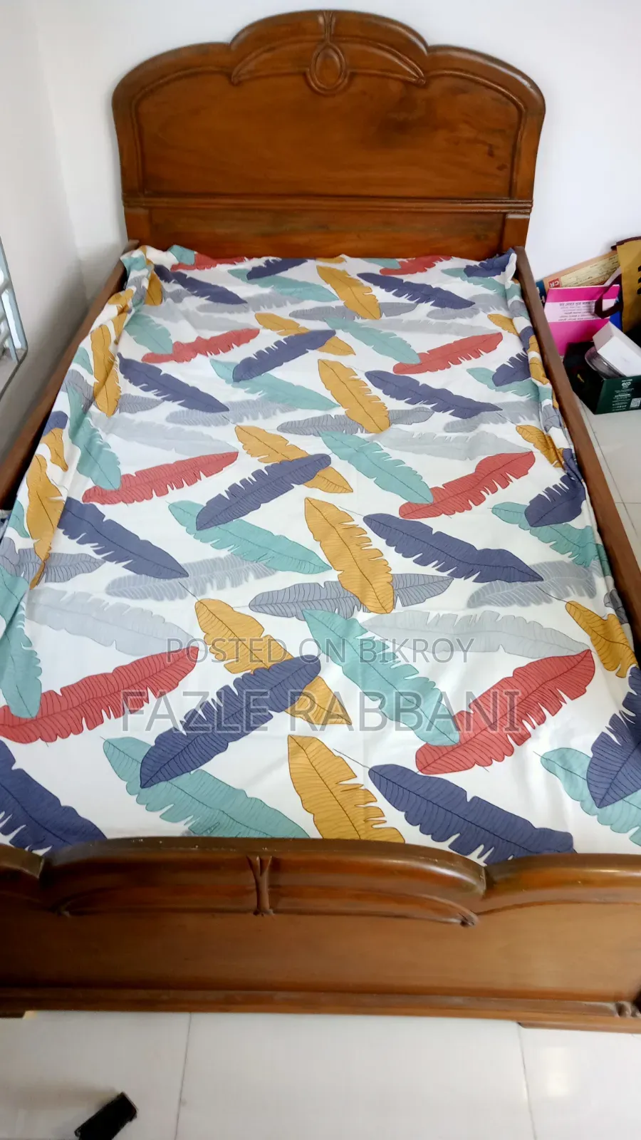 A beautiful Shil Koroi bed and a beautiful table