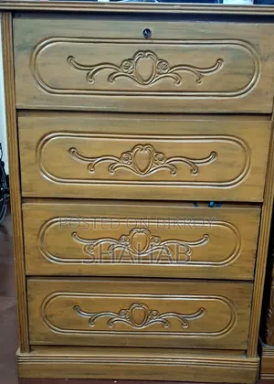 Four-compartment Wardrobe