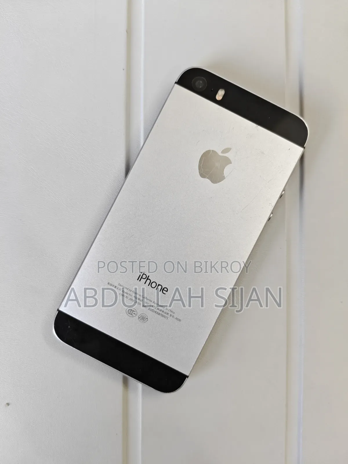 Apple iPhone 5s 32 GB Gray
