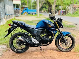 ইয়ামাহা এফজেডএস ভি২ ২০২১ ব্লু