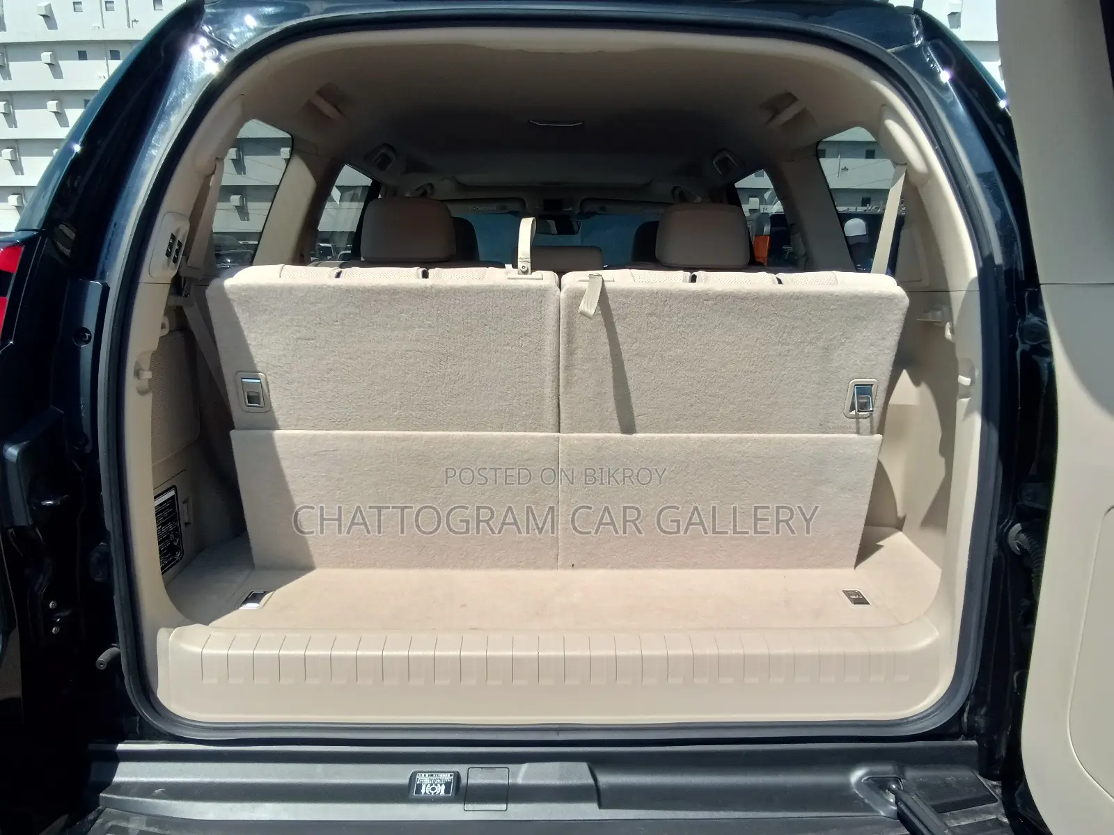 Toyota Land Cruiser Prado 2022 Black
