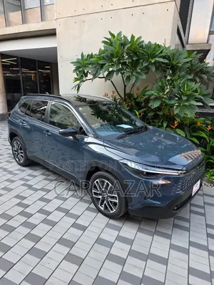 Toyota Corolla Cross L 2026 Gray