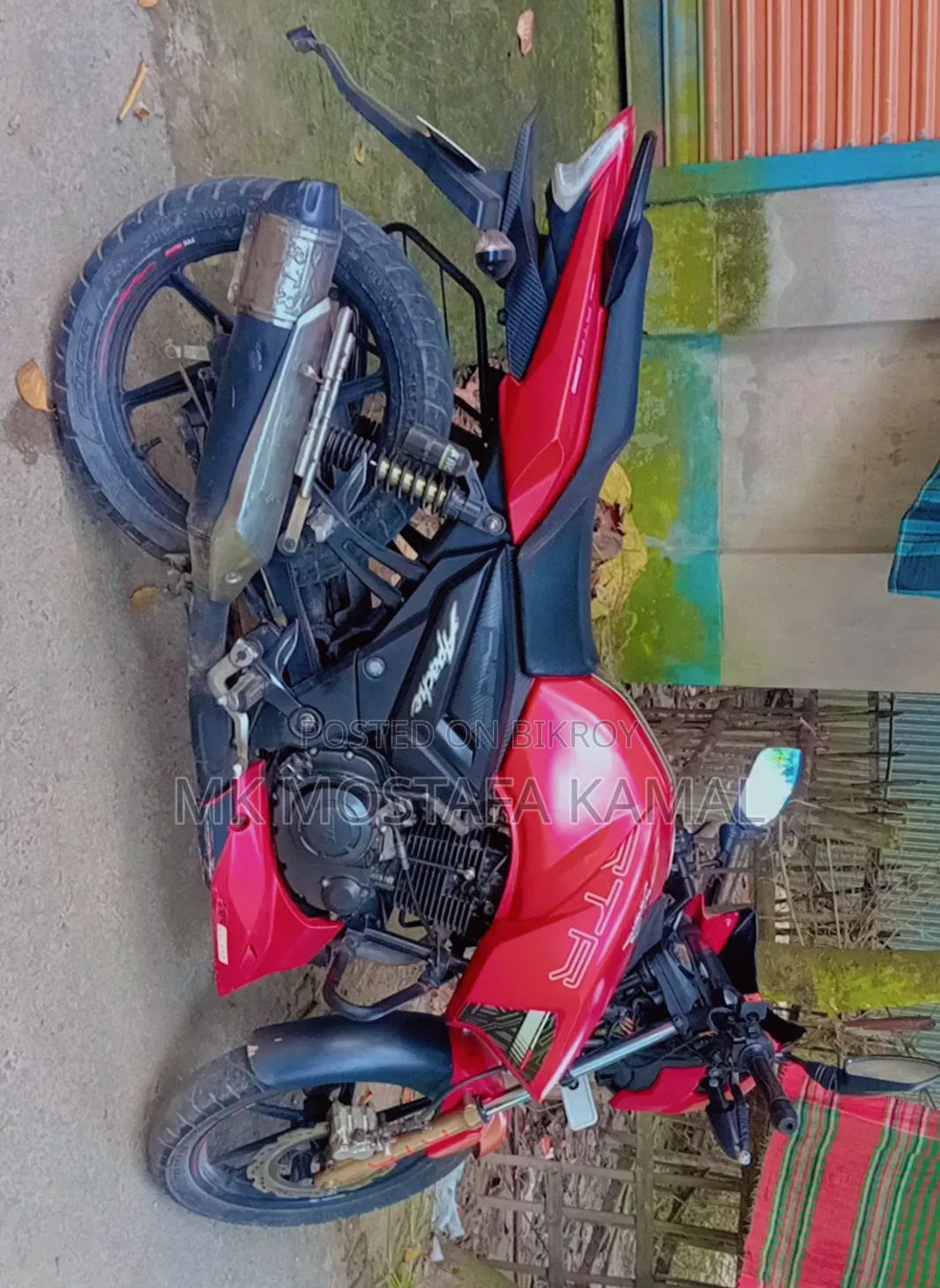 TVS Apache RTR 160 2V 2022 Red
