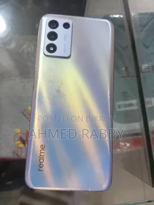 রিয়েলমি ১২৮ জিবি