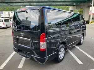 Toyota HiAce 2021 Black