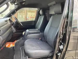 Toyota HiAce 2021 Black