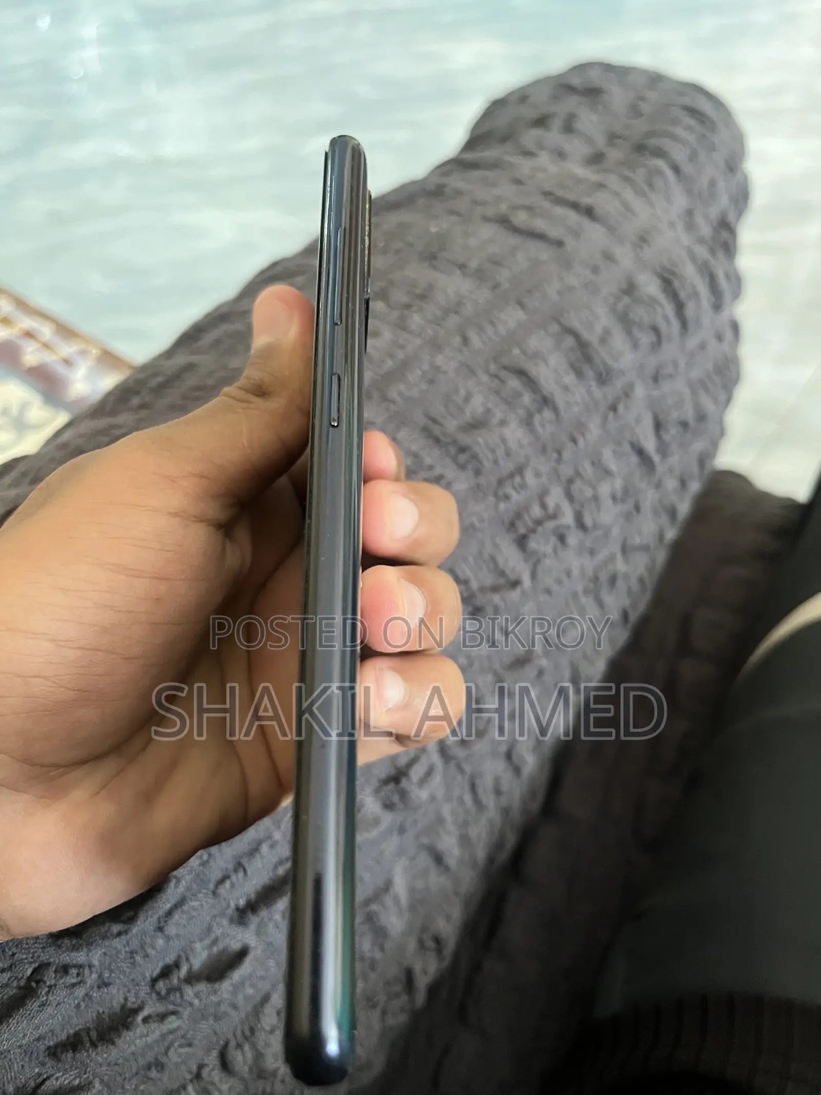 স্যামসাং গ্যালাক্সি এ৫১ ৫জি ১২৮ জিবি কালো