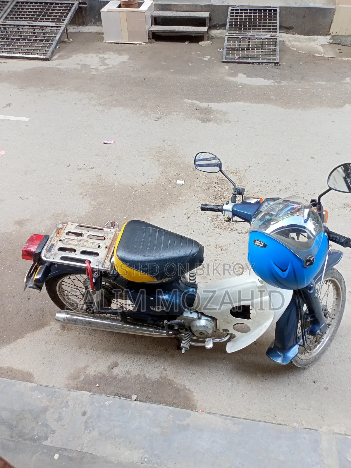 Honda 2012 Blue
