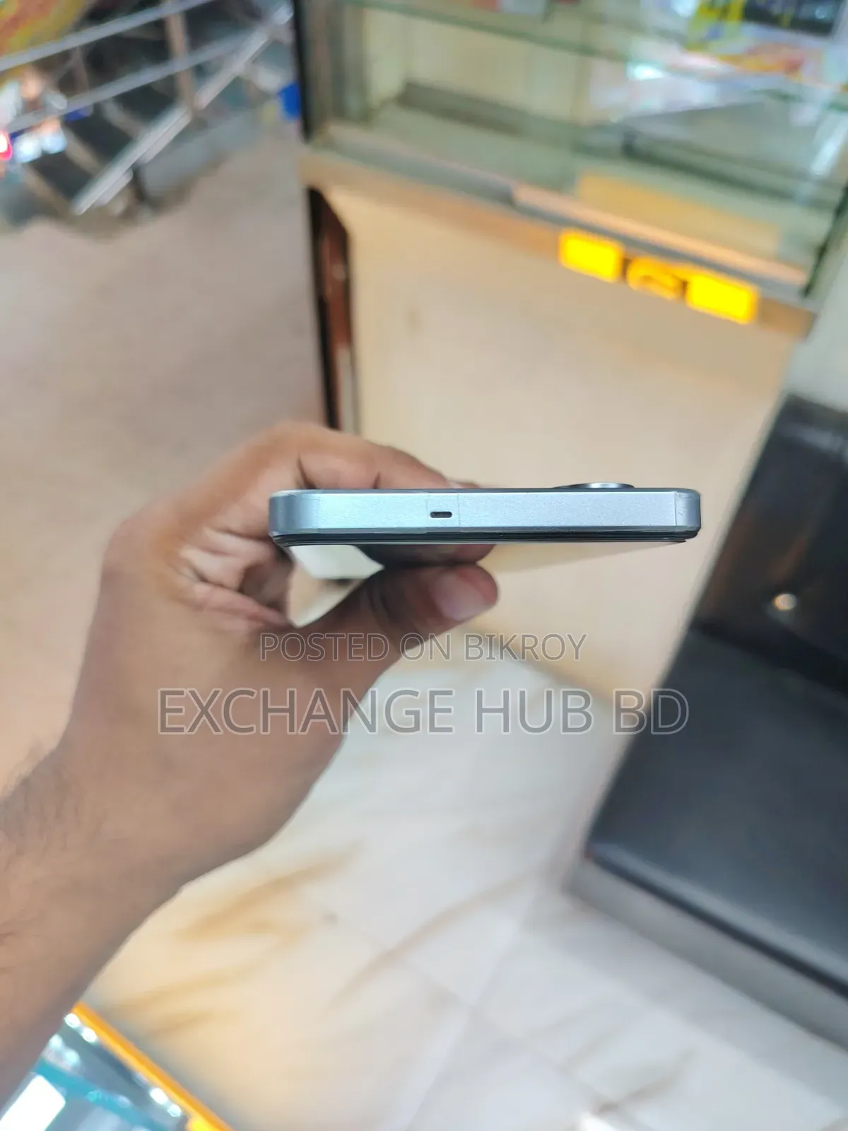 ওয়ানপ্লাস নর্ড সিই৪ লাইট ২৫৬ জিবি সিলভার