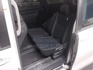 Toyota Noah 2.0 FWD (8 Seater) 2021 Pearl