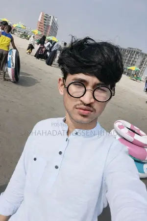শোরুমের জন্য কিছু স্টাফ লাগবে