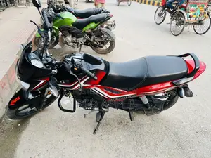 টিভিএস মেট্রো প্লাস ২০২৪ রেড