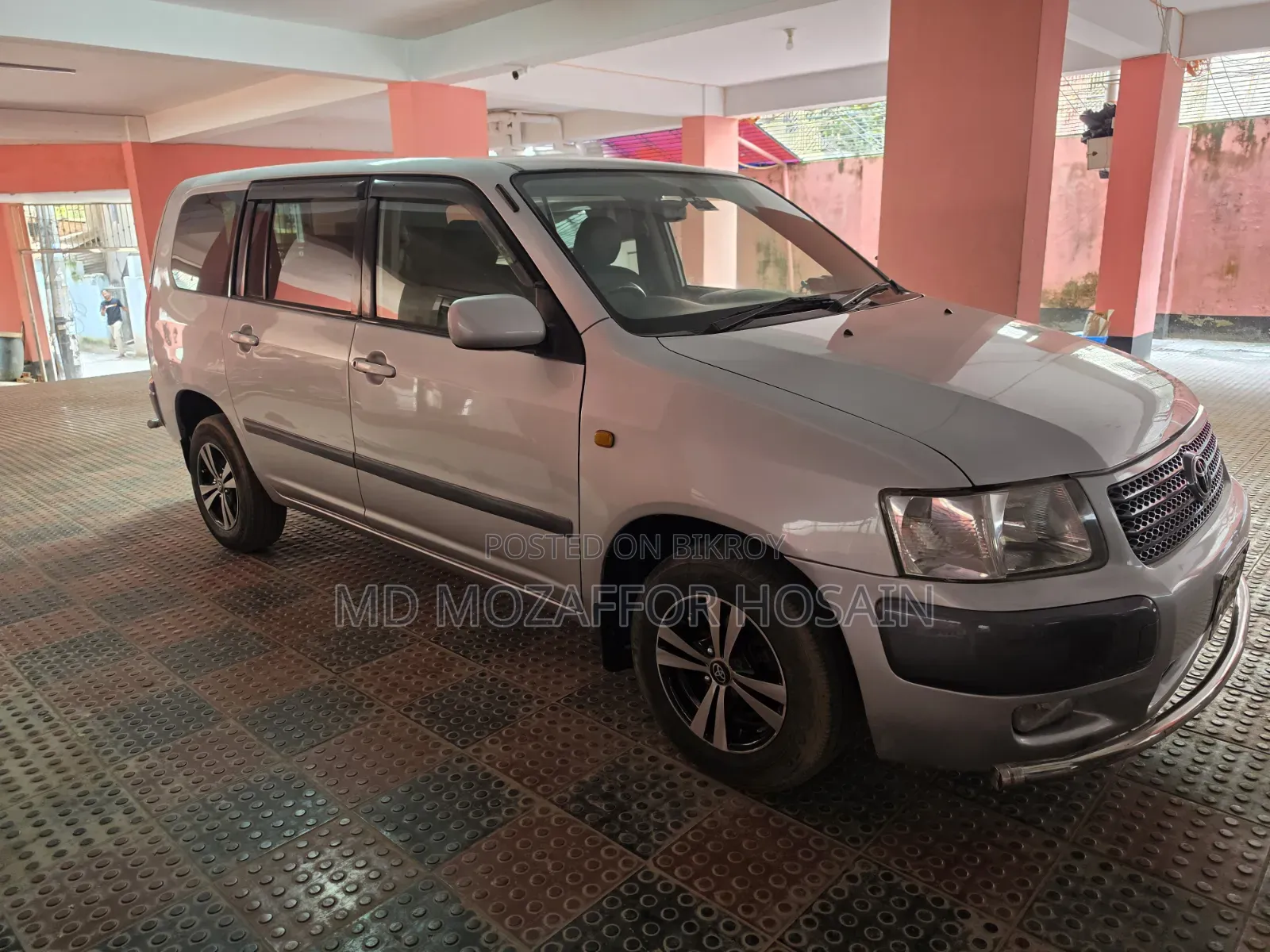 Toyota Succeed 2012 Silver