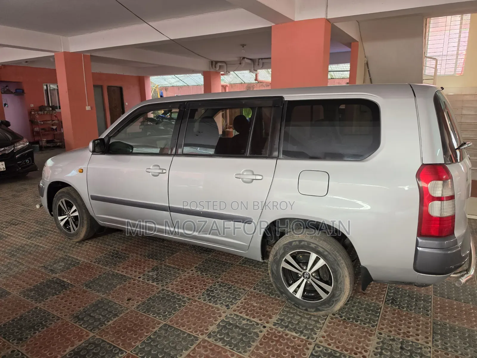 Toyota Succeed 2012 Silver