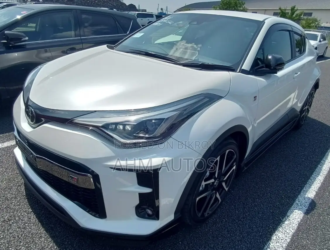 Toyota C-HR 2021 Pearl