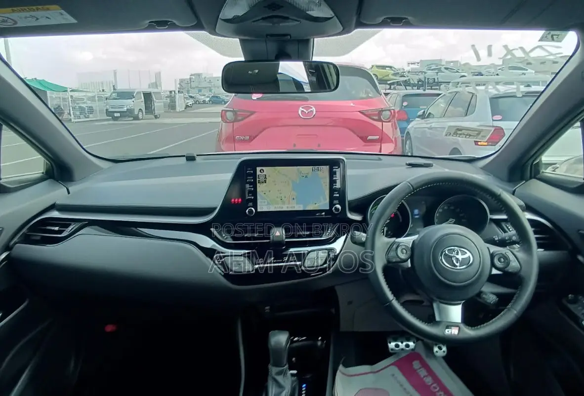Toyota C-HR 2021 Pearl