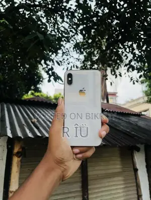 Apple iPhone X 64 GB White