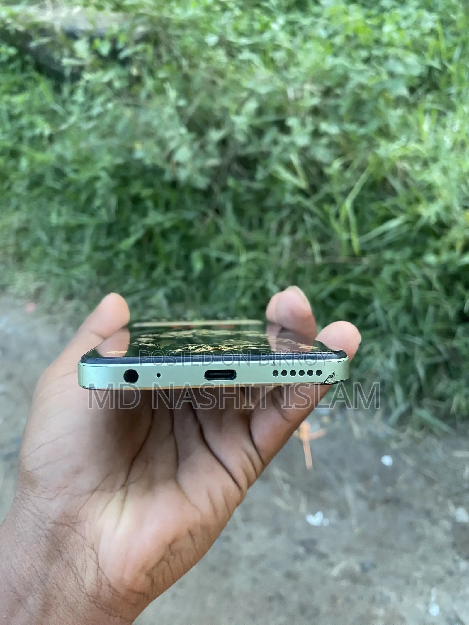 Symphony Helio30 128 GB Blue