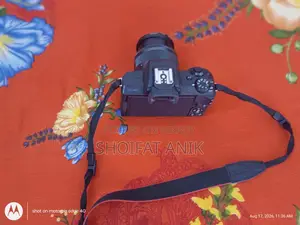Canon Eos M50