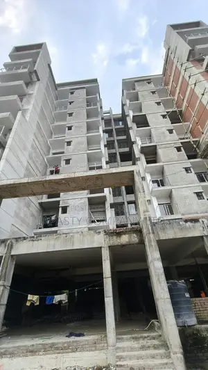 5bdrm Apartment in Japasty, Baridhara for Sale