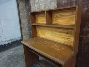 Reading Table