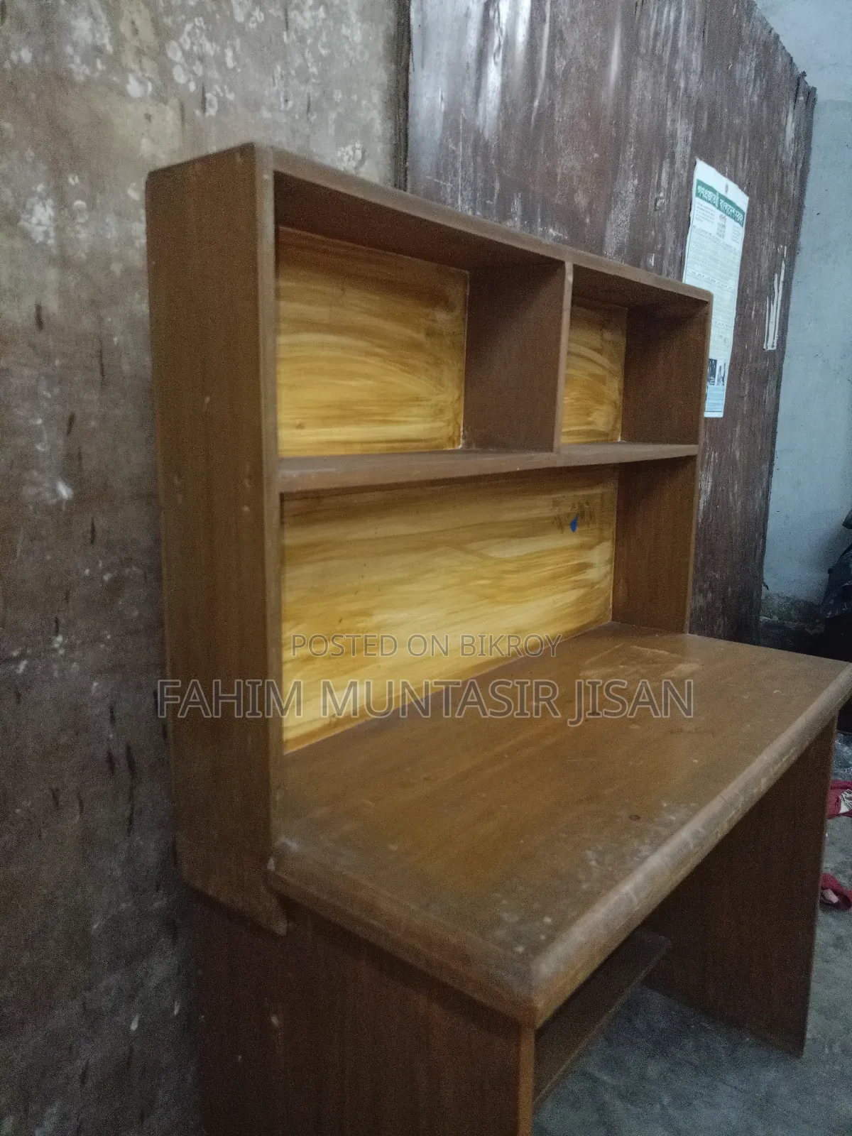 Reading Table