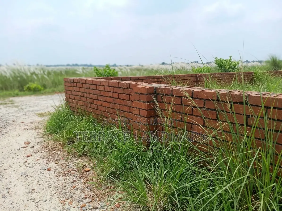 10 Katha South Face Plot for Sale in M Block