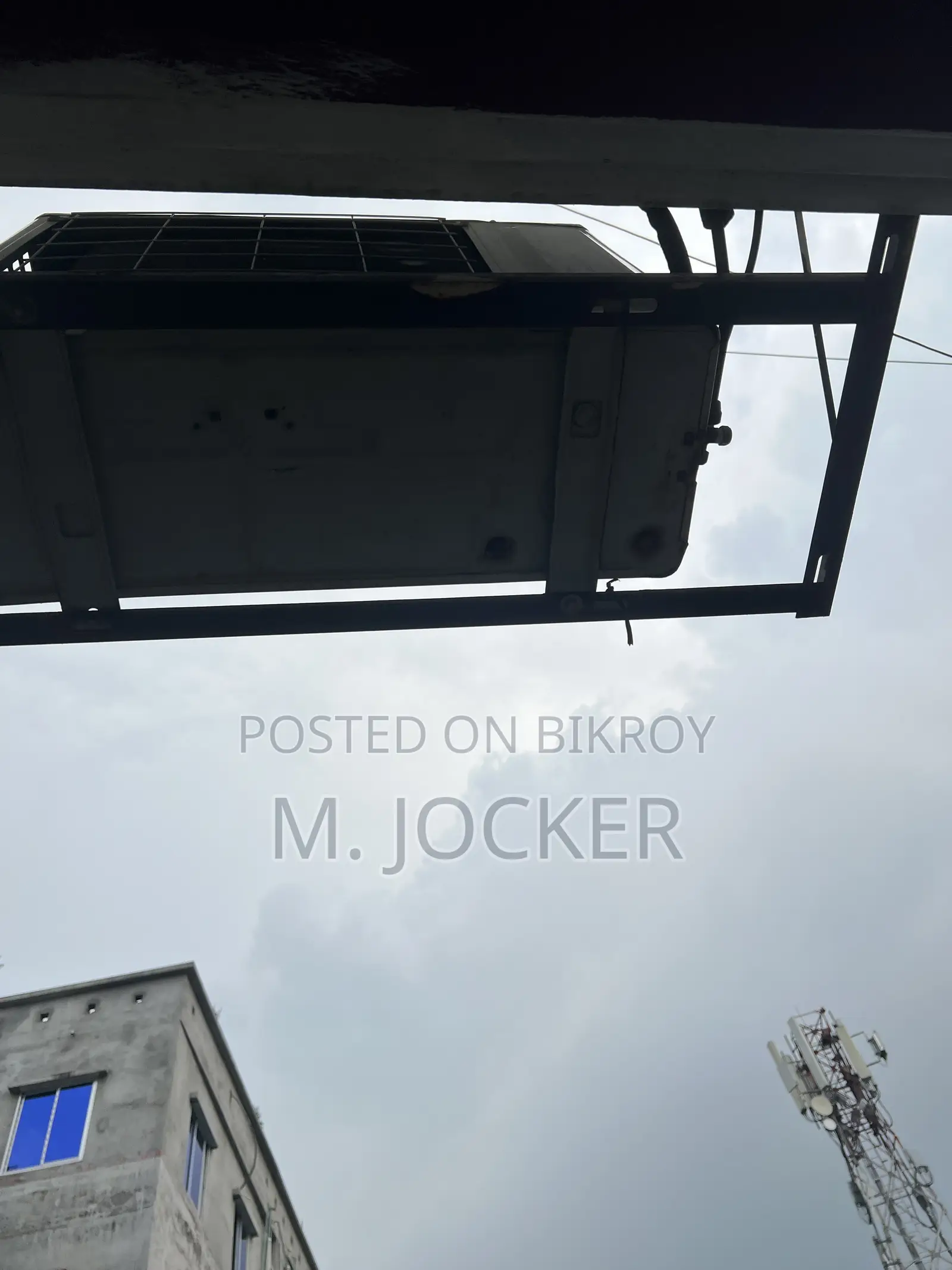 2 টা a/C - ১ ও ১.৫ টন এসি