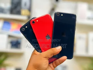 Apple iPhone SE (2022) 64 GB