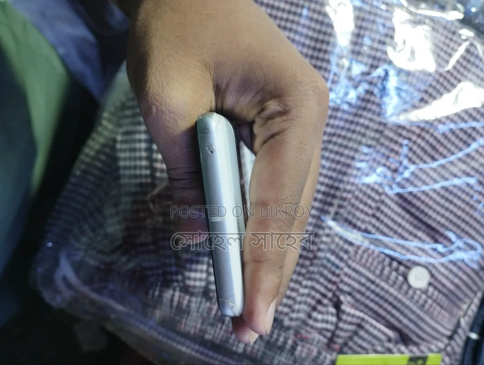 গুগল পিক্সেল ৭ ১২৮ জিবি হোয়াইট