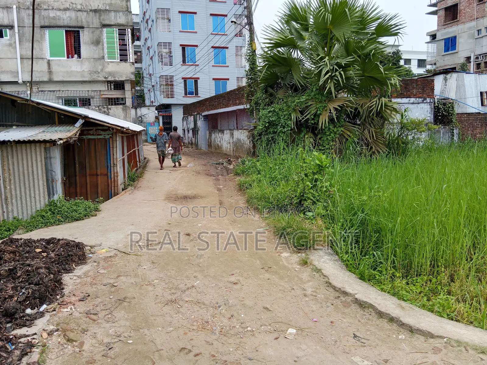 3.75 Gandas of vacant land for sale at 1.5 crore taka