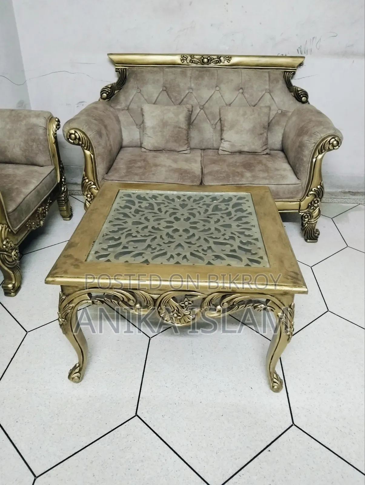 Original Shegun Wooden Sofa Set With Table