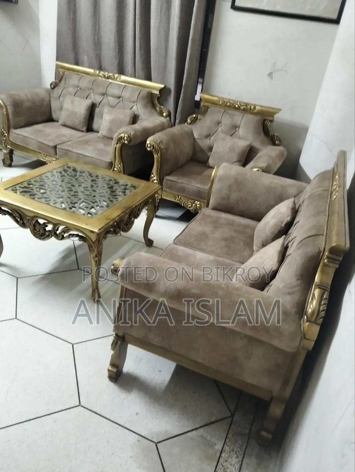 Original Shegun Wooden Sofa Set With Table