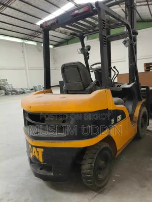 Forklift Caterpillar (CAT) 2.5 Ton