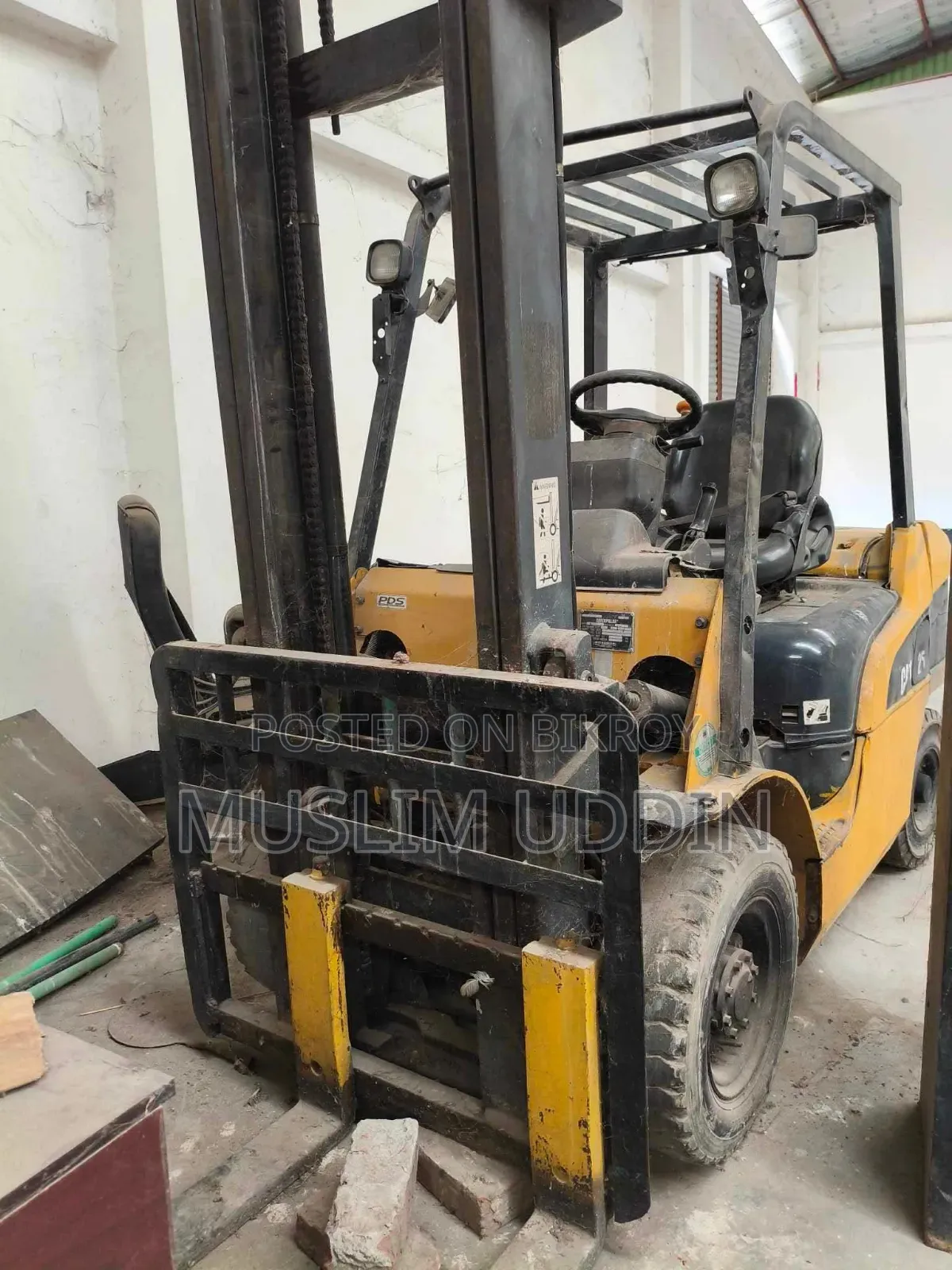 Forklift Caterpillar (CAT) 2.5 Ton
