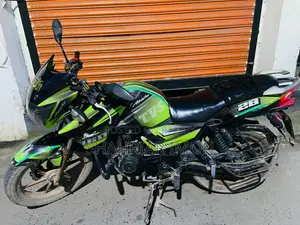 টিভিএস অ্যাপাচি আরটিআর ১৬০ টুভি ২০১৫ সবুজ