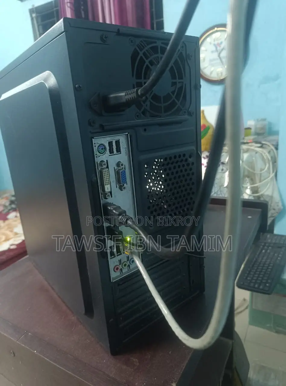 Desktop Computer Gigabyte GB-BACE-3000 8GB Intel Core i3 SSD 512GB