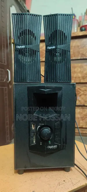 মাল্টিমিডিয়া স্পিকার সিস্টেম