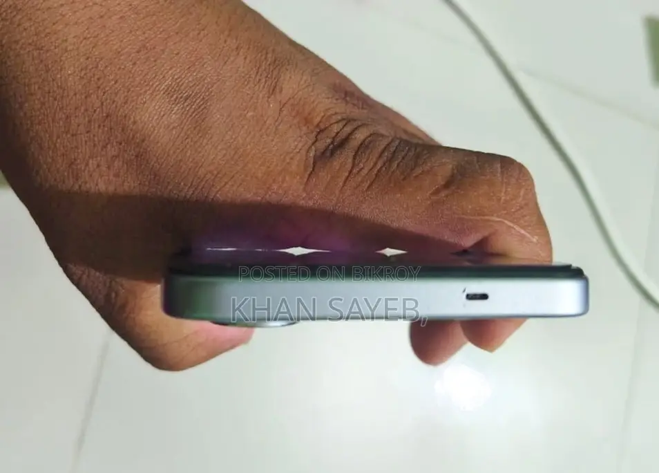 Tecno Spark Go 64 GB Silver