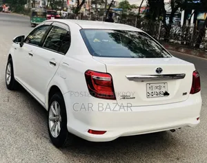 Toyota Axio 1.5 Hybrid 2WD 2015 White